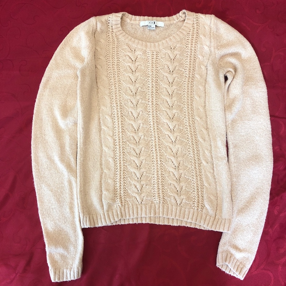 Forever 21 sweater ❤️❤️❤️ - Picture 5 of 6